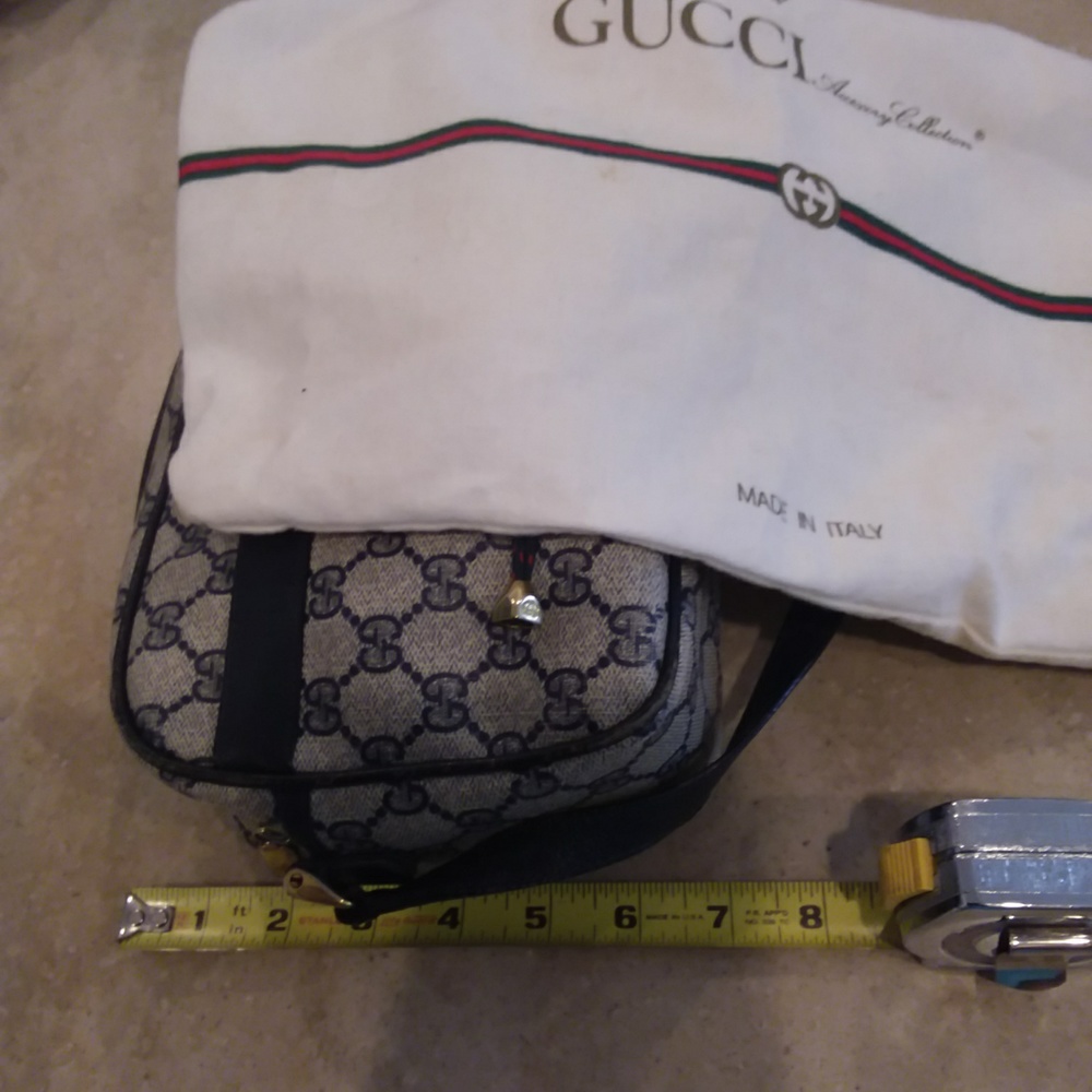 Gucci Beige & Black GG Canvas Shoulder Bag - Picture 11 of 11